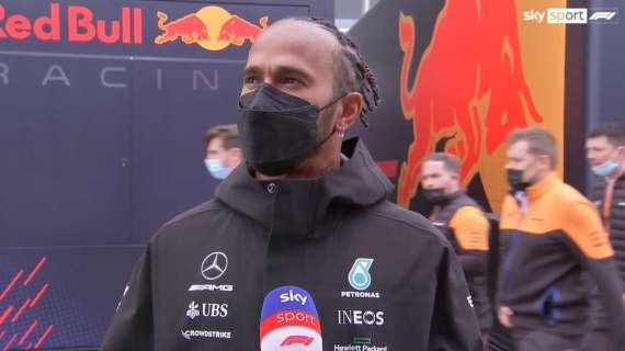 Formula 1 | Mercedes, Hamilton saluta Raikkonen ricordando quella McLaren e quello stile uguale...