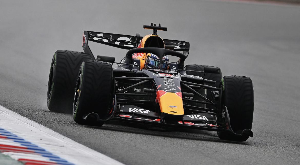 L'incidente di Hadjar mette in crisi il programma di Red Bull: a rischio le giornate di test 