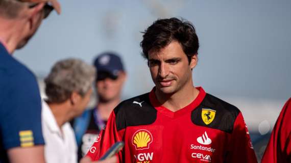 F1 | Ferrari, Leclerc chiude Sainz in partenza. Carlos: "Quella manovra..."