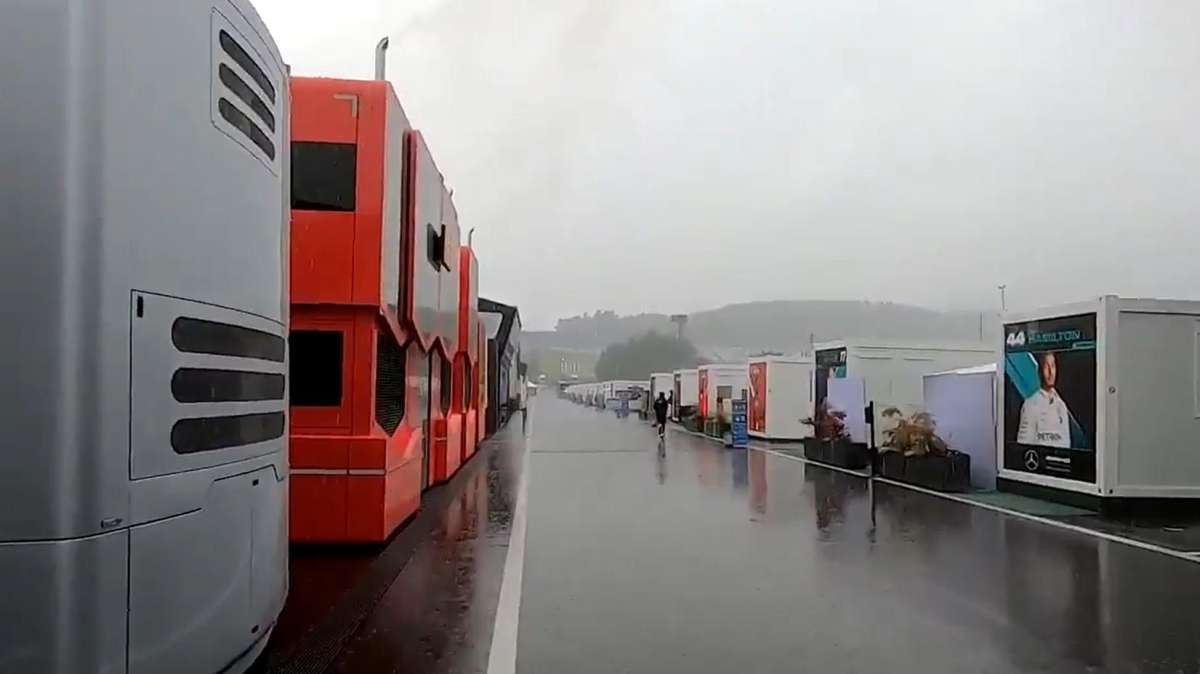 F1 / Qualifiche Gp Stiria: Hamilton mostruoso, la Ferrari è una Panda. Vettel 10°, Leclerc out in Q2