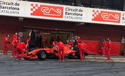F1 / Test Pirelli a Montmelò: Vettel percorre 145 giri