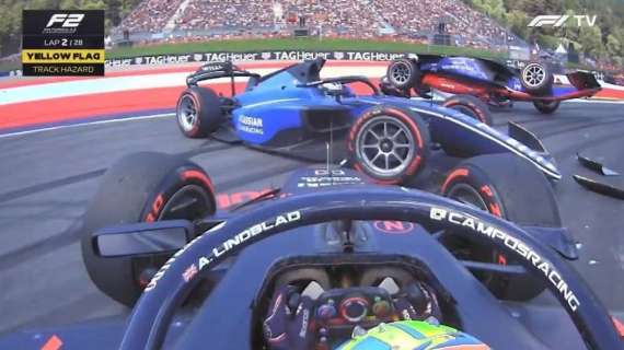 F2 | Spaventoso incidente in Austria: ribaltamento nella Sprint!