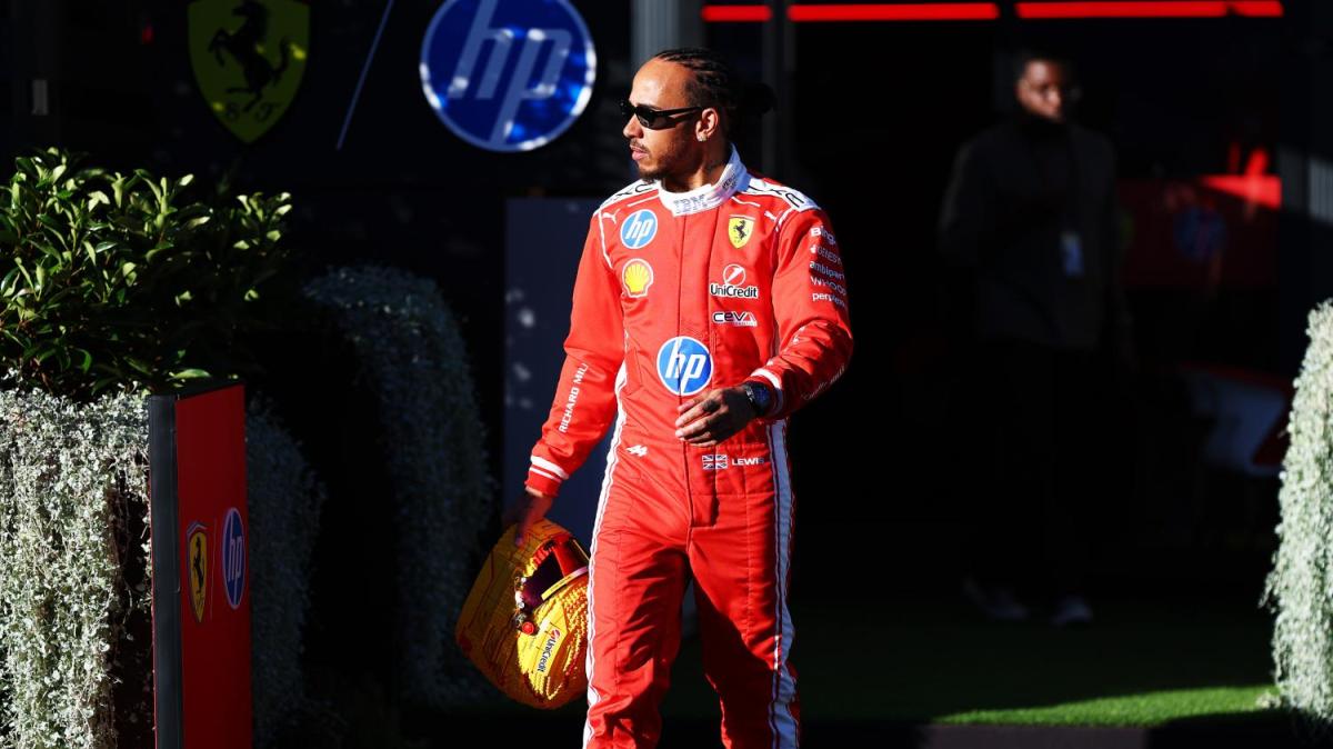 F1 | Ferrari e LEGO: svelati i caschi di Hamilton e Leclerc in mattoncini