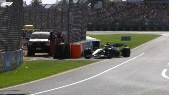 F1 | Gp Australia, non solo Verstappen! Si ritira anche Hamilton