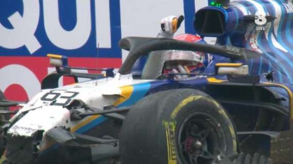 Formula 1 | Hamilton rincuora Russell per l'errore: "La forza viene dalla debolezza"