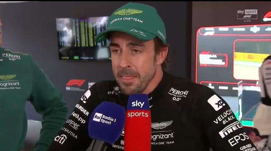 F1 | Aston Martin involuta? Alonso placa tutti: "Non è il calcio"