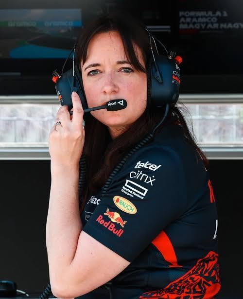 McLaren e l'errore banale del muretto: per Schmitz (Red Bull) era scontato