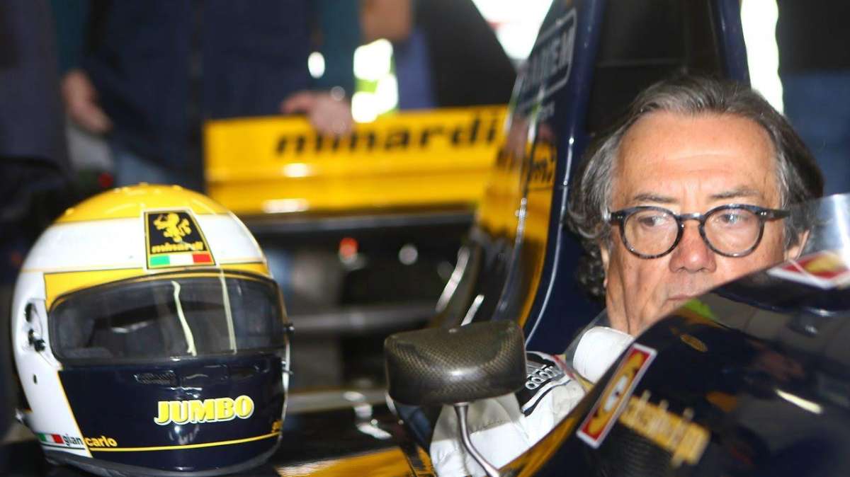 F1, Minardi avverte: la Mercedes ha dei margini. Ferrari competitiva, ma l'affidabilità...