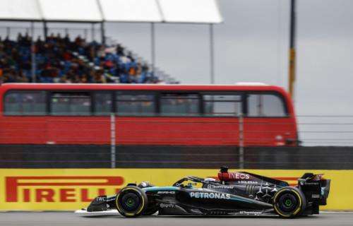 F1 | FP3 Silverstone, sessione bagnata. Ferrari torna indietro col fondo vecchio