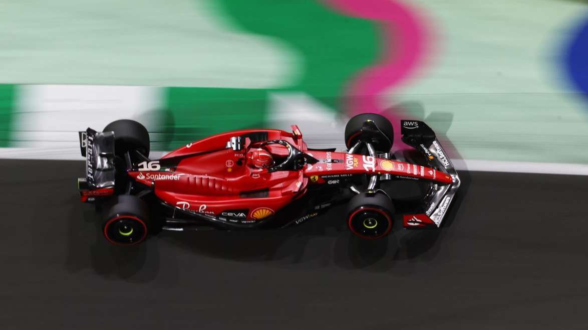 F1 | Ferrari, l'ex ingegnere svela: meglio lavorare con Sainz che con Leclerc