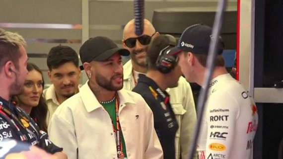 F1 | Bahrain, Neymar commenta il passaggio dell'amico Hamilton in Ferrari