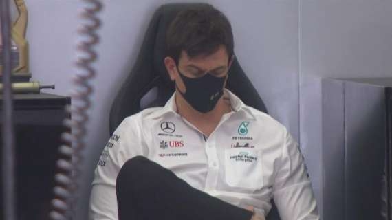 Formula 1 / Wolff insulta Brown: "Lui e Horner spargono fango. Red Bull? Non possiamo recuperare svantaggio"