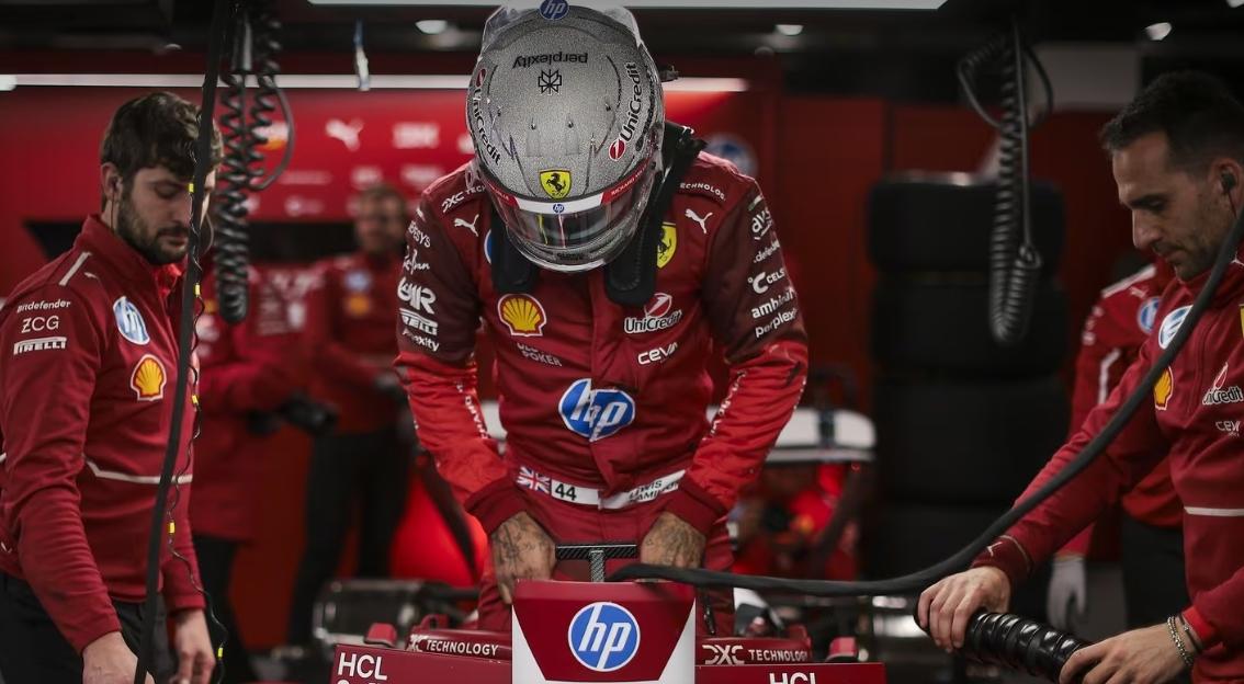 F1 Formula 1 | Ferrari, team radio Hamilton-Adami: Lewis 10° allibito da strategia