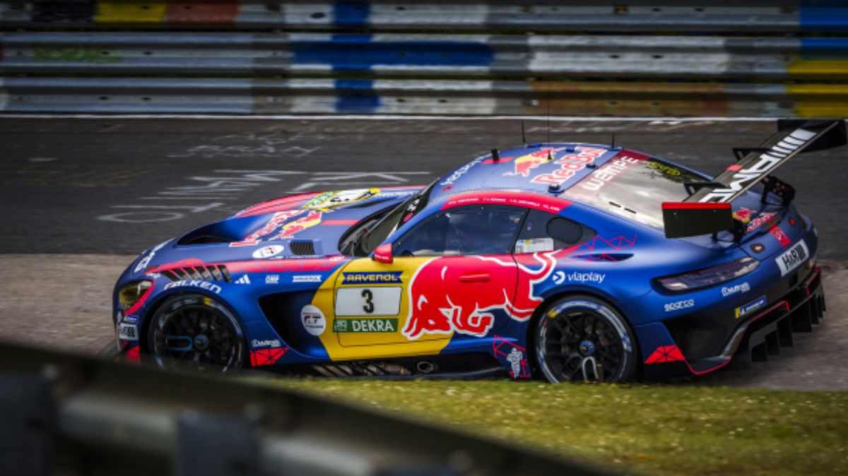 24h Nurburgring: il team di Verstappen in seconda fila. Live Streaming dalle 15
