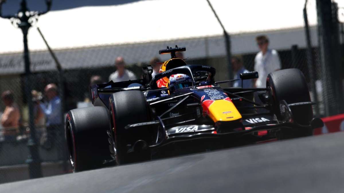 by courtesy of Pirelli