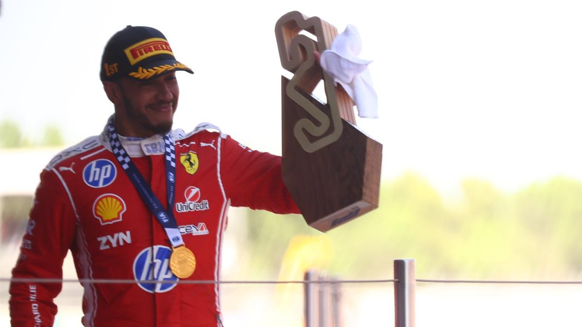 F1 | Ferrari, Hamilton e la commozione di Barcellona: "Sono un umano. Vincere con il cavallino unico"