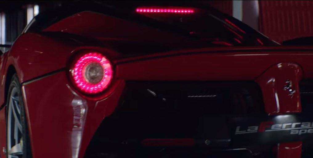 Formula 1 / Vettel vende 8 auto della sua collezione: 4 Ferrari e 1 safety-car