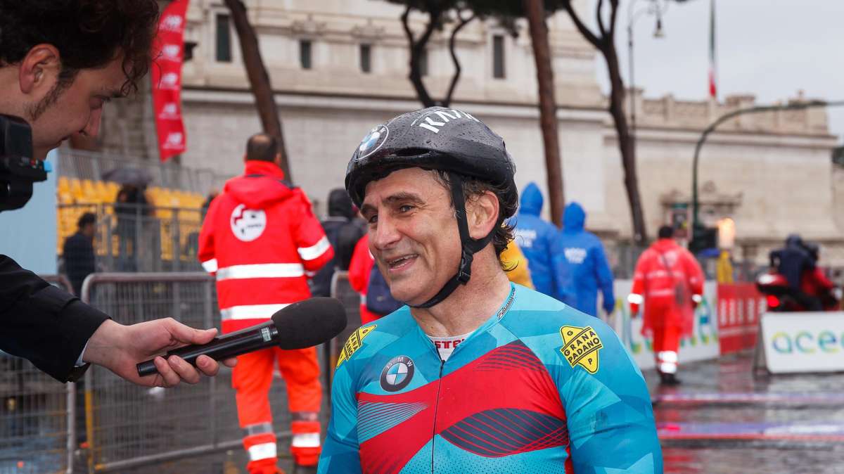 Morte Zanardi | FIA in lutto: "Un emblema eterno di audacia e forza di volontà"