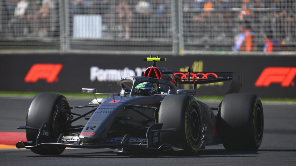 by courtesy of Pirelli