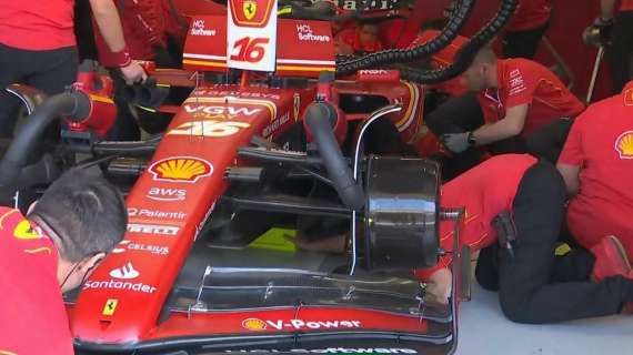 F1 | Bahrain Day-2, altro tombino killer: danni alla Ferrari di Leclerc