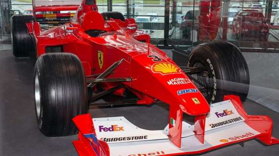 F1 | Ferrari, in vendita l'iconica vettura F1-2000 di M.Schumacher: all'asta