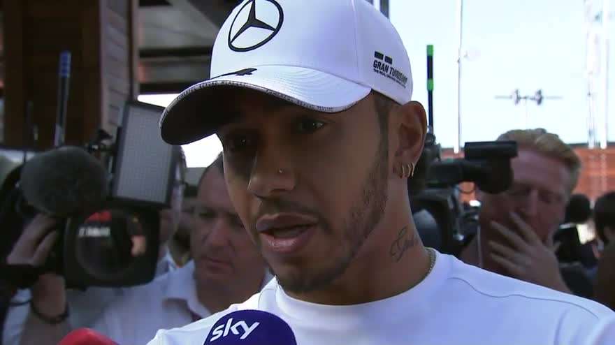 F1 / Mercato piloti, Hamilton gonfia il petto: rifiutate le ipotesi di ritiro