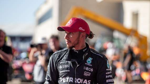 F1 | Mercedes, Hamilton descrive la sua situazione: "Sul filo del rasoio e..."