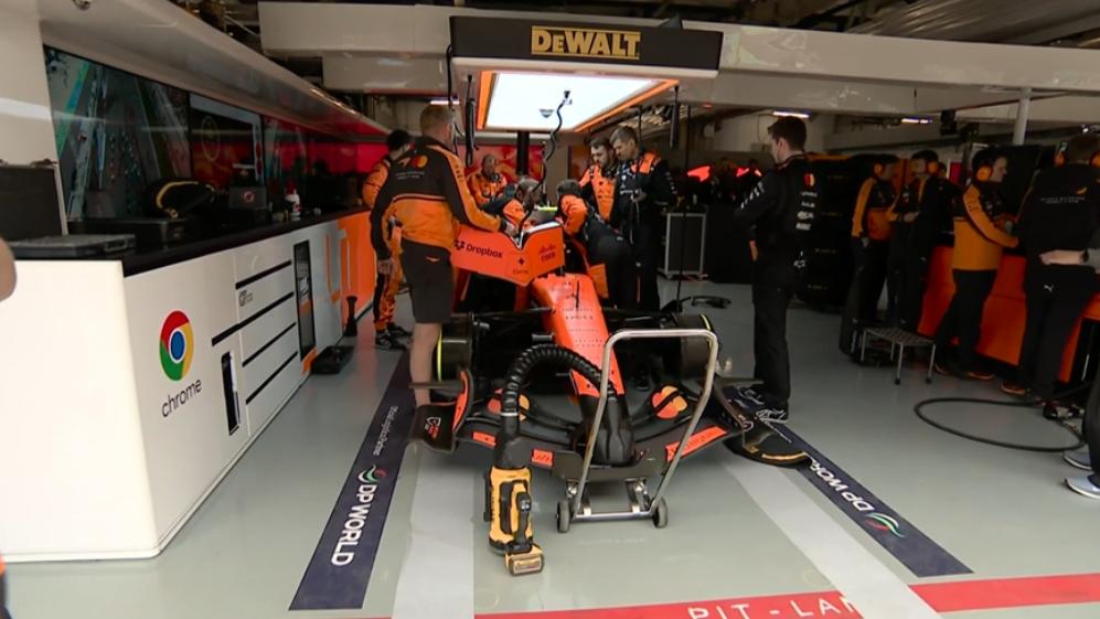 F1 | Caos Cina allo start: problemi tecnici e 4 ritiri last-minute. Anche la McLaren!