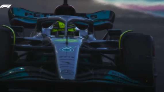 Formula 1 | Hamilton valuta la partenza da pit-lane. Wolff conferma l'errore di Lewis