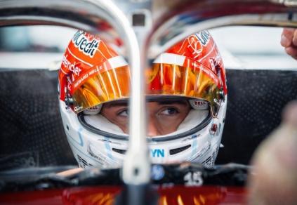 F1, Ferrari: Leclerc completa la prova sedile sulla SF-26. Focus totale sul nuovo progetto