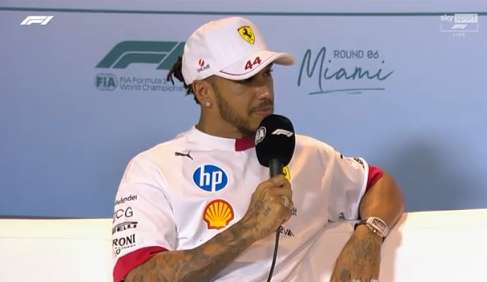 F1 | Ferrari, Hamilton: "Mi frenano tante cose. Lavoro tanto, ma..."