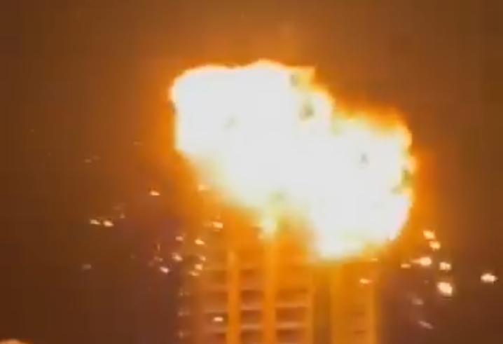 F1 | Bahrain, colpita la Era View Tower. Personale Mercedes, McLaren e Pirelli al riparo