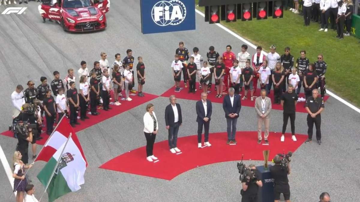 F1 | Van't Hoff commemorato al Red Bull Ring. Verstappen solleva enigmi