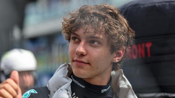 F1, Verstappen incorona Antonelli come suo erede: "Mi rivedo in lui"