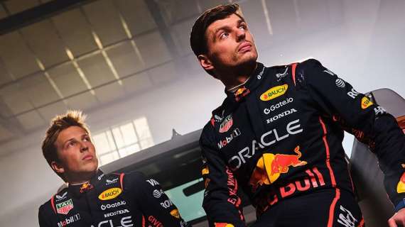 F1 | Red Bull svela le nuove tute di Verstappen e Lawson per il 2025 di F1