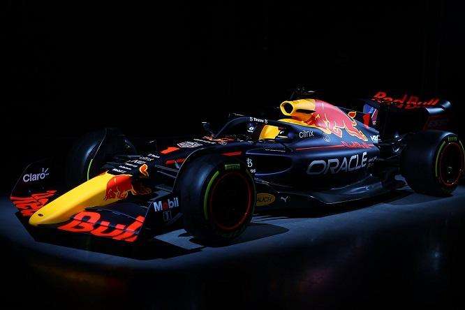Formula 1 | Ecco svelata la nuova Red Bull: RB18 il suo nome