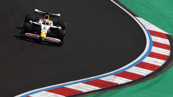 F1 | Racing Bulls, bagno di folla per il filming day ad Imola
