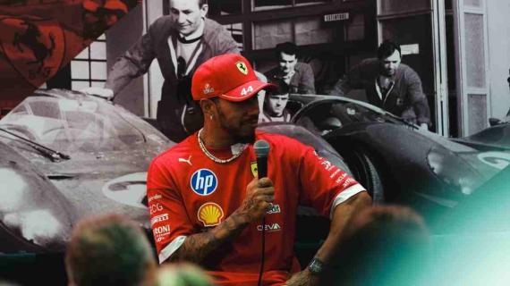 F1 | Ferrari, Hamilton tra il dolore per Roscoe e la sfida di Singapore