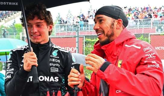 F1 | Ferrari, Kimi Antonelli in crisi: si muove Hamilton. Lewis lo difende
