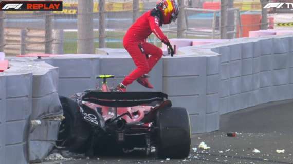 F1 | FP2 Abu Dhabi, bandiera rossa: Sainz contro il muro