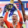 L'Inter festeggia i 41 anni di Handanovic: "Punto fermo per undici anni, cinque trofei alzati con la fascia la braccio"