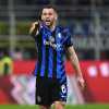 LIVE - Inter-Barcellona 4-3, 110': Dumfries esce dopo aver dato anche l'anima, dentro De Vrij