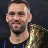 De Vrij, apertura al rinnovo annuale: discorsi in corso con l'Inter