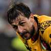 VIDEO - Acerbi, diverbio con un tifoso del PSG: "Preso per il c...o no, ti sfondo di botte"