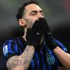 Sky - Inter al lavoro, tutti in gruppo tranne Lautaro. Calhanoglu punta la convocazione contro il Genoa