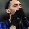 Calhanoglu, destino ancora da definire. Ma l'Inter ha le idee chiare per lui così come per Stankovic