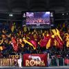 GdS - Olimpico sold-out per Roma-Inter: gioco di luci prima del match, prevista una coreografia importante 