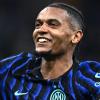 Akanji, 'incidente' con lo sponsor: "Non mi ritenevano abbastanza svizzero"