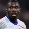 VIDEO - La Francia torna alle origini: Thuram bacia la maglia dell'Olympique de Neuilly