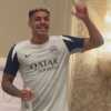 Luis Henrique si sottopone al rito per i nuovi arrivati. C. Augusto: "Benvenuto fratello"